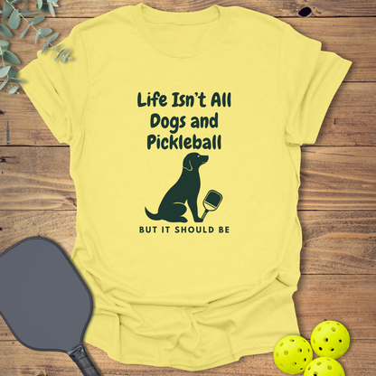 Dogs & Pickleball: Labrador T-Shirt