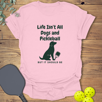 Dogs & Pickleball: Labrador T-Shirt